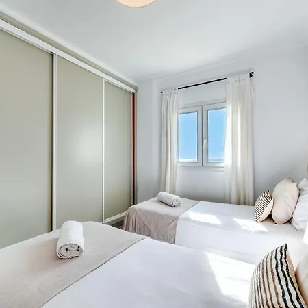 Vacation I Banus Waterfront Penthouse Marina, Sea View, Beachfront