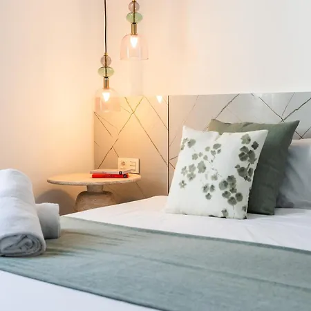 Vacation I Banus Waterfront Penthouse Marina, Sea View, Beachfront