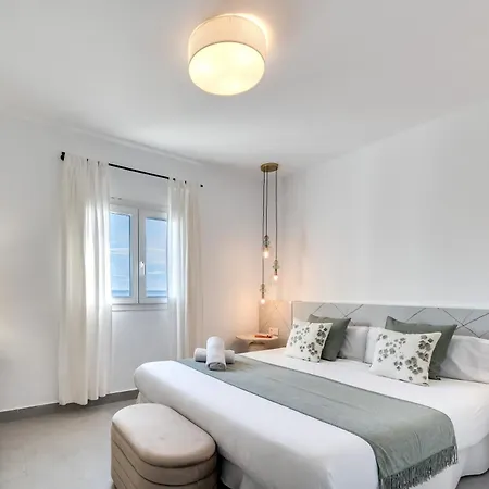 Apartment Vacation I Banus Waterfront Penthouse Marina, Sea View, Beachfront Marbella